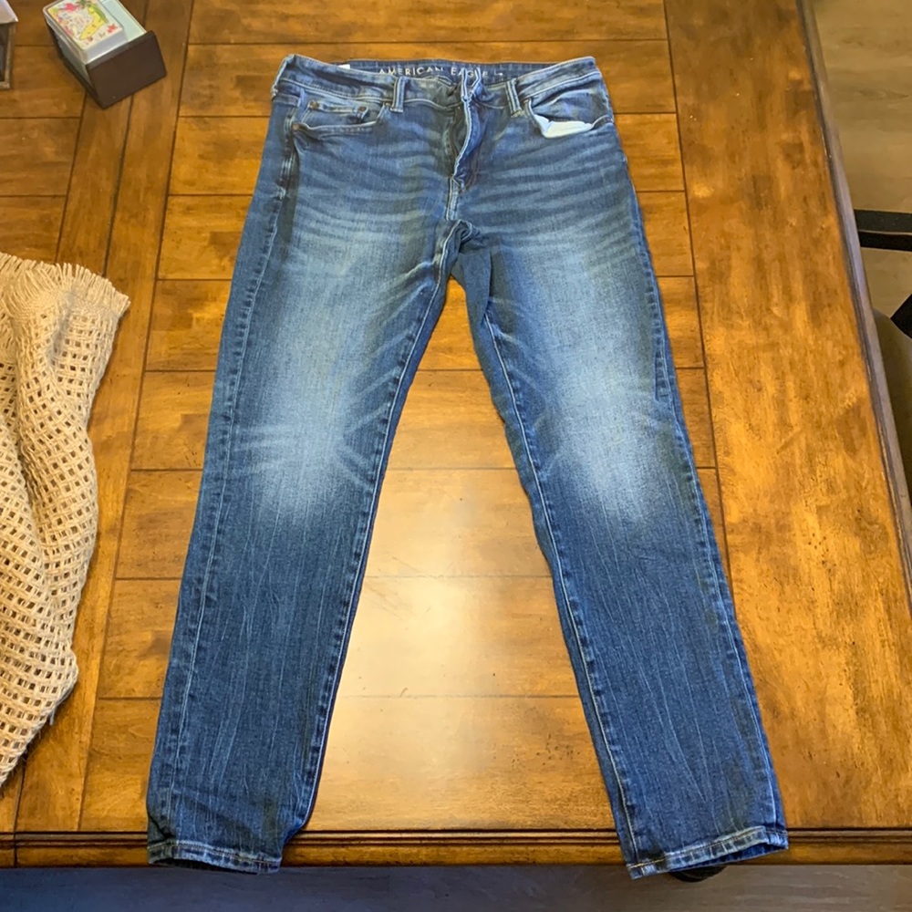 American Eagle Dark Wash Skinny Jeans 33x32